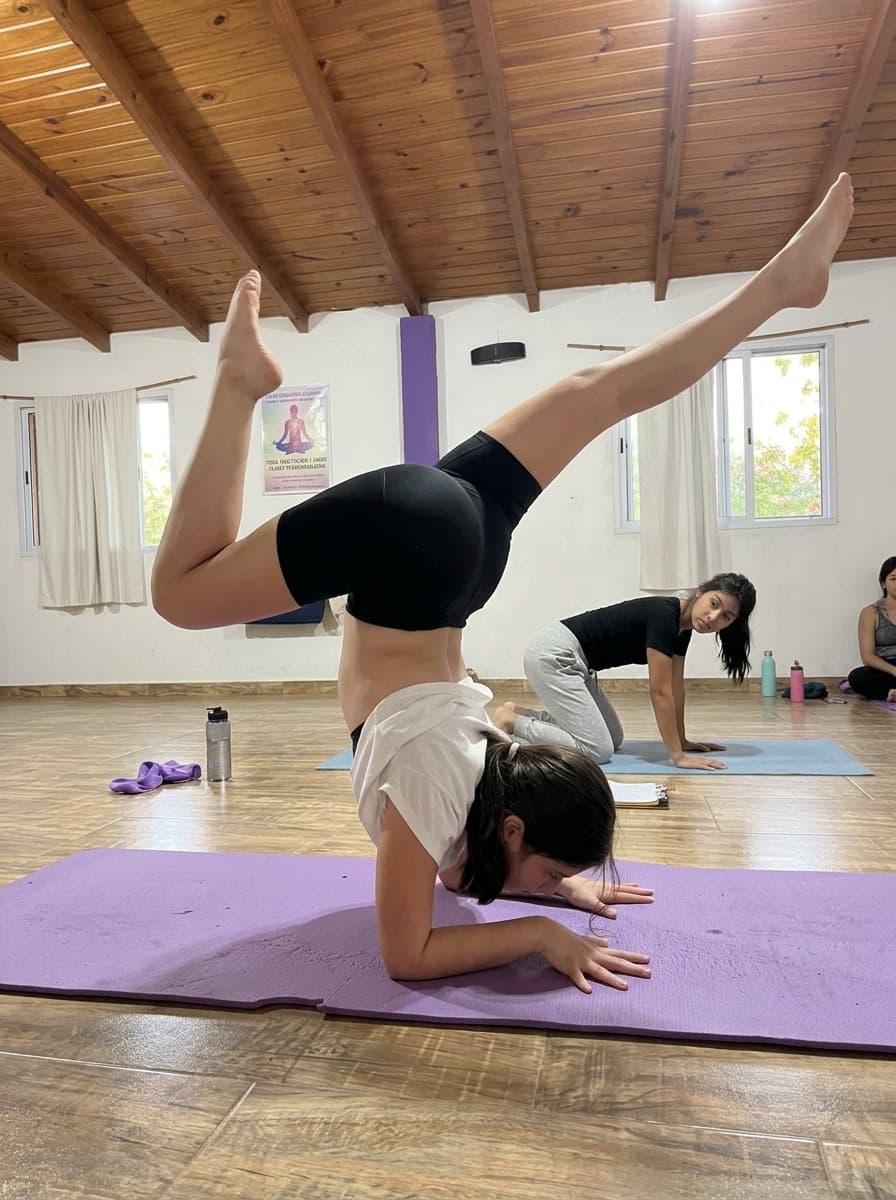 Práctica de equilibrio en clase grupal